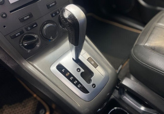 Подержанный автомобиль Opel Antara 2010 года (11 фото)