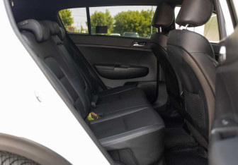 Подержанный автомобиль Kia Sportage 2020 года (21 фото)