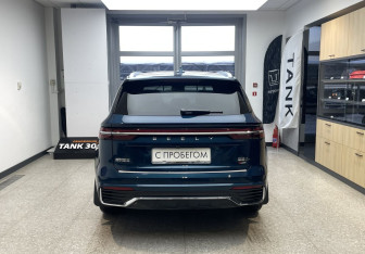 Подержанный автомобиль Geely Monjaro 2023 года (6 фото)