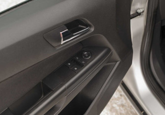 Подержанный автомобиль Opel Astra Hatchback 2006 года (16 фото)