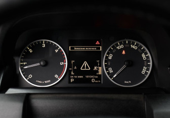 Подержанный автомобиль Land Rover Discovery 2013 года (13 фото)