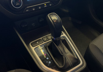 Подержанный автомобиль Hyundai Creta 2020 года (13 фото)