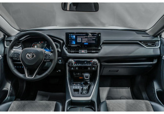 Новый Toyota RAV4 2025 (26 фото)