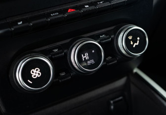 Подержанный автомобиль Renault Arkana 2021 года (15 фото)