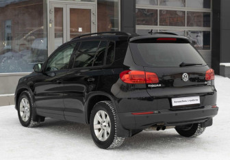 Подержанный автомобиль Volkswagen Tiguan 2012 года (7 фото)