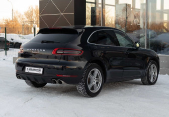 Подержанный автомобиль Porsche Macan 2015 года (5 фото)