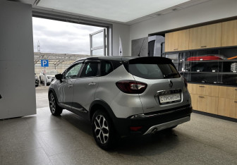 Подержанный автомобиль Renault Kaptur 2018 года (6 фото)
