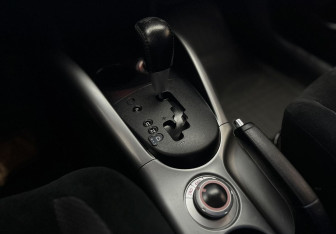 Подержанный автомобиль Mitsubishi Outlander 2012 года (13 фото)