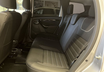 Подержанный автомобиль Renault Duster 2019 года (12 фото)