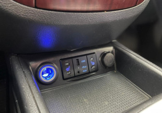 Подержанный автомобиль Hyundai Santa Fe 2008 года (14 фото)