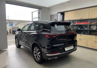 Подержанный автомобиль Chery Tiggo 7 Pro Max 2024 года (6 фото)