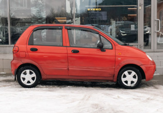 Подержанный автомобиль Daewoo Matiz 2005 года (4 фото)