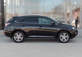 Подержанный автомобиль Lexus RX 2013 года (4 фото)