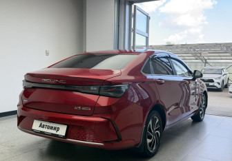 Подержанный автомобиль BAIC U5 Plus 2023 года (6 фото)