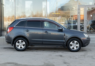 Подержанный автомобиль Opel Antara 2008 года (4 фото)