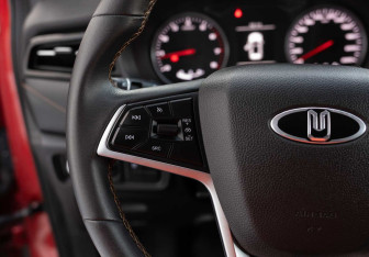 Подержанный автомобиль Москвич 3 2024 года (12 фото)