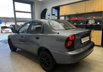 Подержанный автомобиль ЗАЗ Chance Sedan 2010 года (7 фото)