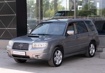 Подержанный автомобиль Subaru Forester Suv 2006 года (1 фото)