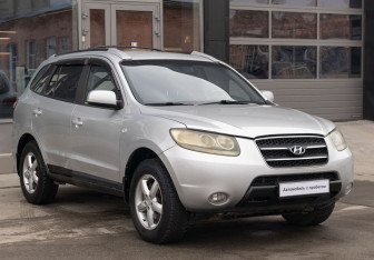 Подержанный автомобиль Hyundai Santa Fe 2007 года (3 фото)
