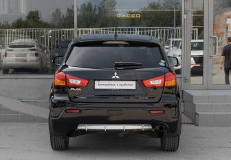 Подержанный автомобиль Mitsubishi RVR Suv 2010 года (6 фото)