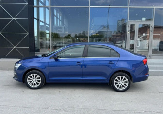 Подержанный автомобиль Skoda Rapid Liftback 2020 года (8 фото)