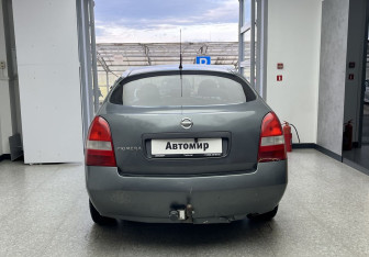 Подержанный автомобиль Nissan Primera Sedan 2002 года (5 фото)