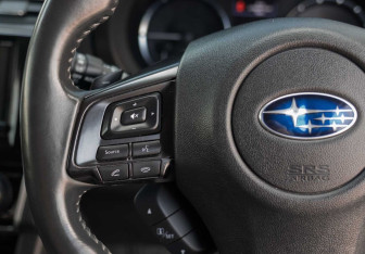 Подержанный автомобиль Subaru Levorg 2019 года (12 фото)
