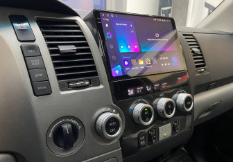 Подержанный автомобиль Toyota Sequoia 2011 года (11 фото)