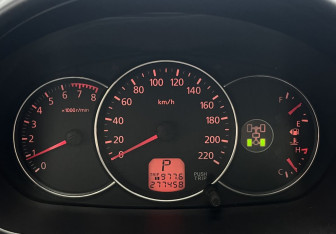 Подержанный автомобиль Mitsubishi Pajero Sport 2011 года (10 фото)