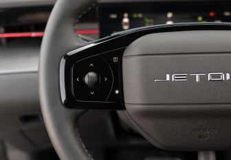 Подержанный автомобиль Jetour Dashing 2024 года (12 фото)