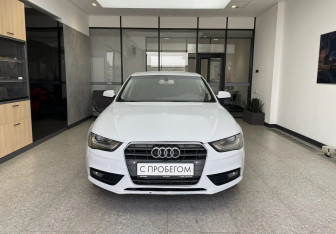 Подержанный автомобиль Audi A4 Sedan 2013 года (2 фото)
