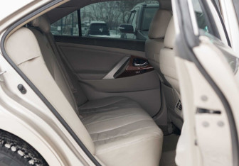 Подержанный автомобиль Toyota Camry Sedan 2008 года (18 фото)