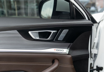 Подержанный автомобиль Chery Tiggo 8 Pro 2022 года (18 фото)