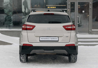 Подержанный автомобиль Hyundai Creta 2018 года (6 фото)