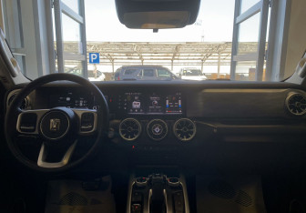 Подержанный автомобиль Tank 300 2023 года (13 фото)