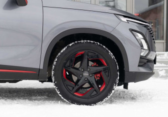 Подержанный автомобиль Omoda C5 2023 года (9 фото)