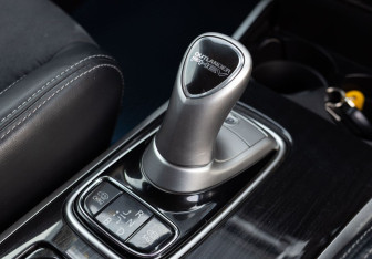 Подержанный автомобиль Mitsubishi Outlander 2017 года (15 фото)