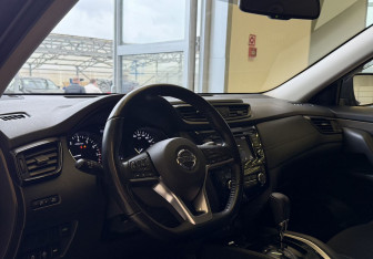 Подержанный автомобиль Nissan X-Trail 2022 года (7 фото)
