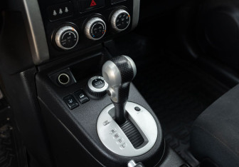 Подержанный автомобиль Nissan X-Trail 2012 года (16 фото)