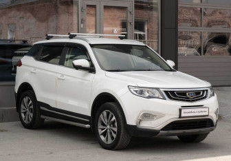 Подержанный автомобиль Geely Atlas 2020 года (3 фото)