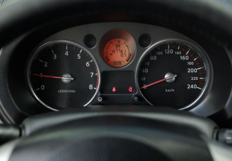 Подержанный автомобиль Nissan X-Trail 2008 года (12 фото)