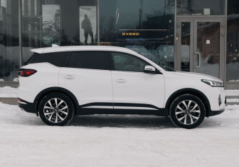 Подержанный автомобиль Chery Tiggo 7 Pro 2022 года (4 фото)