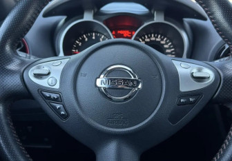 Подержанный автомобиль Nissan Juke 2017 года (12 фото)