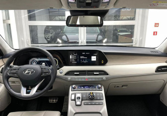 Подержанный автомобиль Hyundai Palisade 2021 года (16 фото)