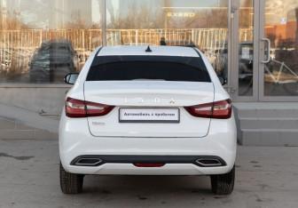 Подержанный автомобиль LADA (ВАЗ) Vesta Sedan 2023 года (6 фото)