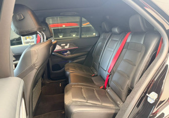 Подержанный автомобиль Mercedes-Benz GLE AMG 2020 года (23 фото)