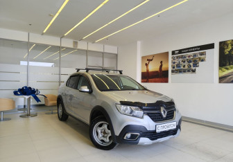 Подержанный автомобиль Renault Logan Sedan 2020 года (3 фото)