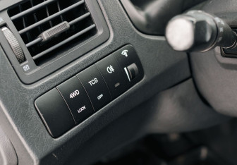 Подержанный автомобиль Hyundai Tucson 2007 года (16 фото)