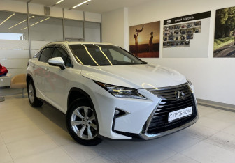 Подержанный автомобиль Lexus RX 2017 года (3 фото)