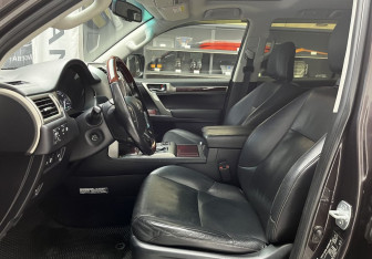 Подержанный автомобиль Lexus GX 2015 года (14 фото)